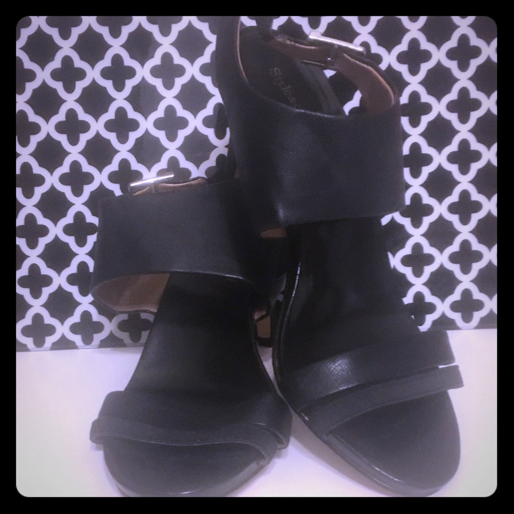 Strappy Black Faux leather heels